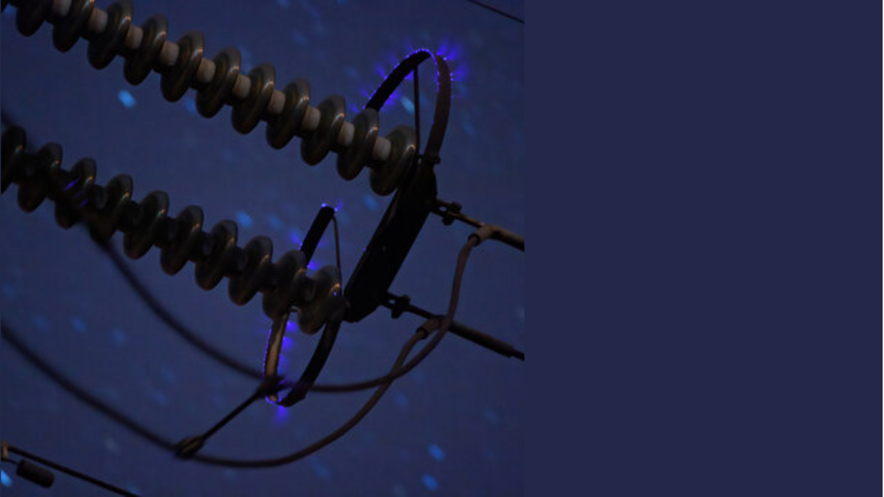 了解高压输电线附近的电晕放电现象